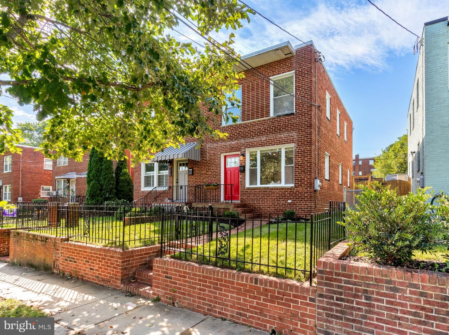 Property Photo:  743 Kennedy Street NE  DC 20011 