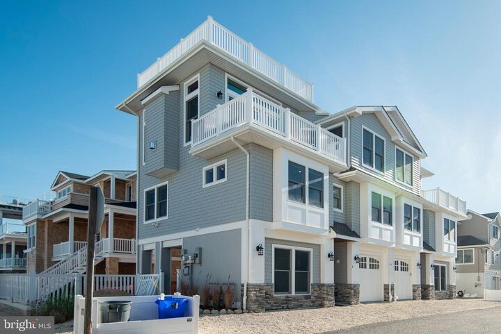 Property Photo:  1715 Bay Terrace U-B  NJ 08008 