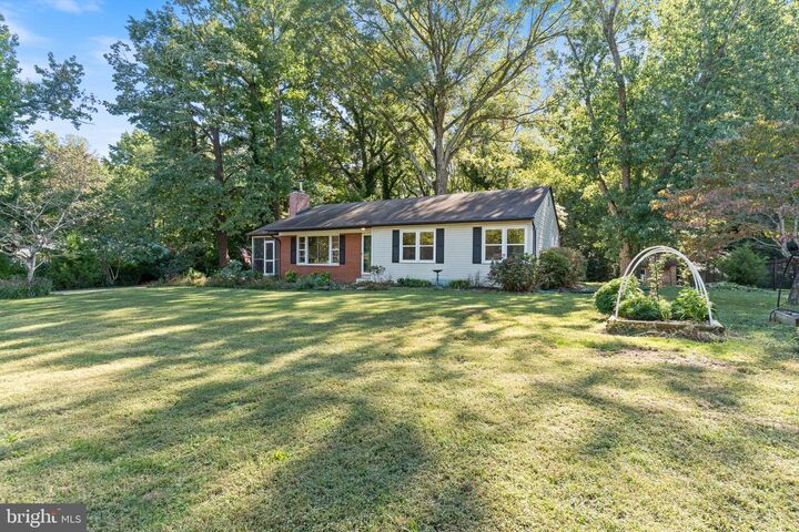 Property Photo:  45989 Rolling Road  MD 20653 