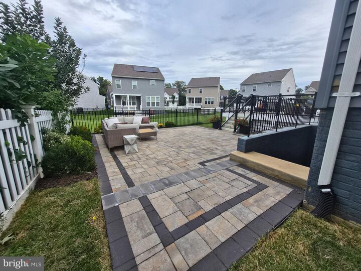 Property Photo: 25604 Harvest Hills Drive VA 20152