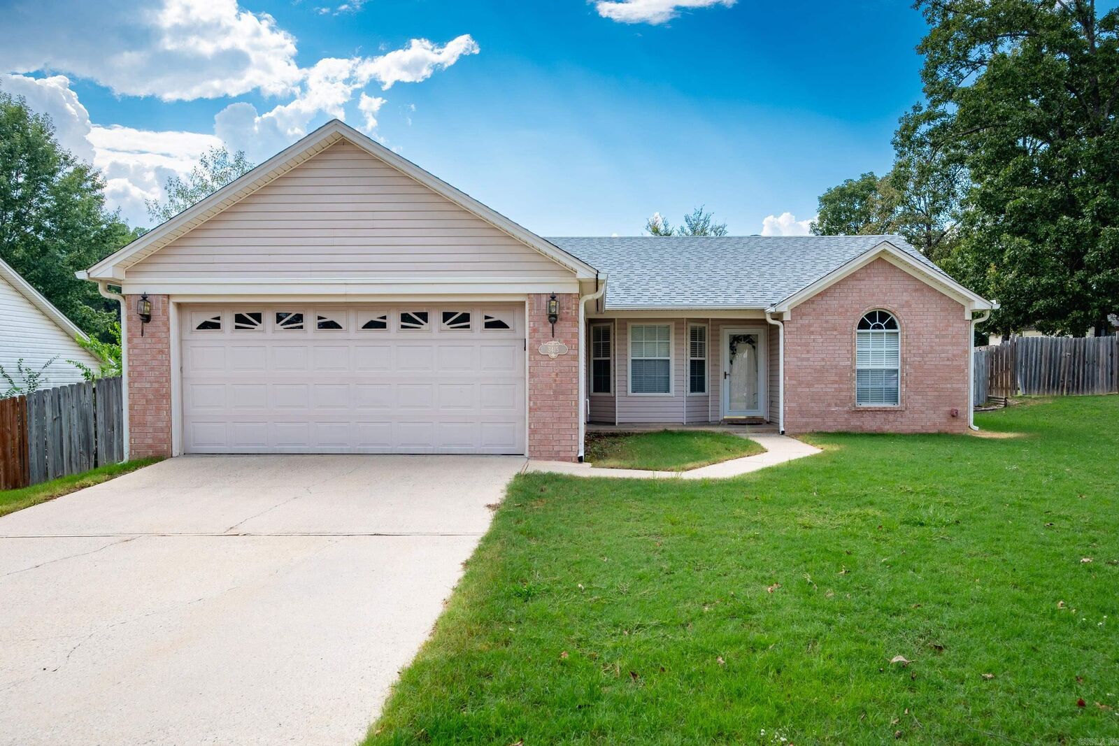Property Photo: 3415 Congressional Cove AR 72022