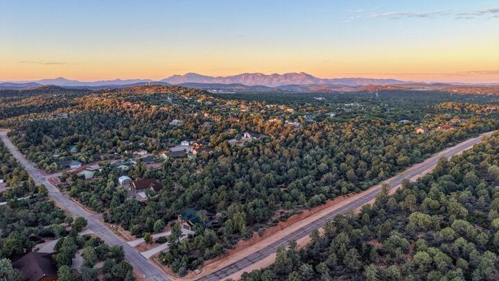Property Photo: 1101 E Tyler Parkway AZ 85541