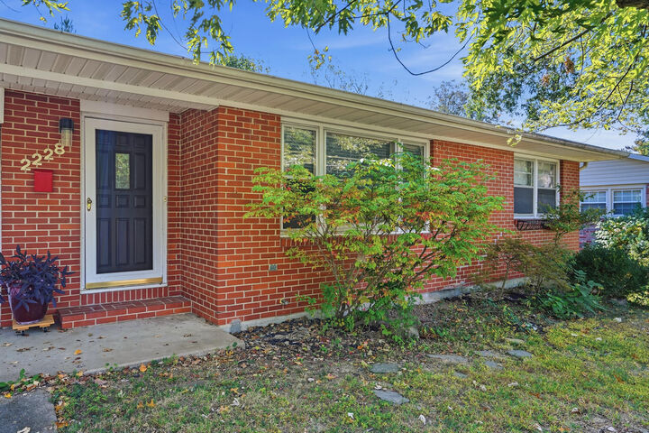 Property Photo:  2228 Concordia Dr  MO 65203 