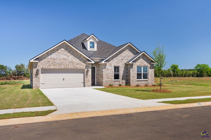 Property Photo: 211 Farmland Circle GA 31069