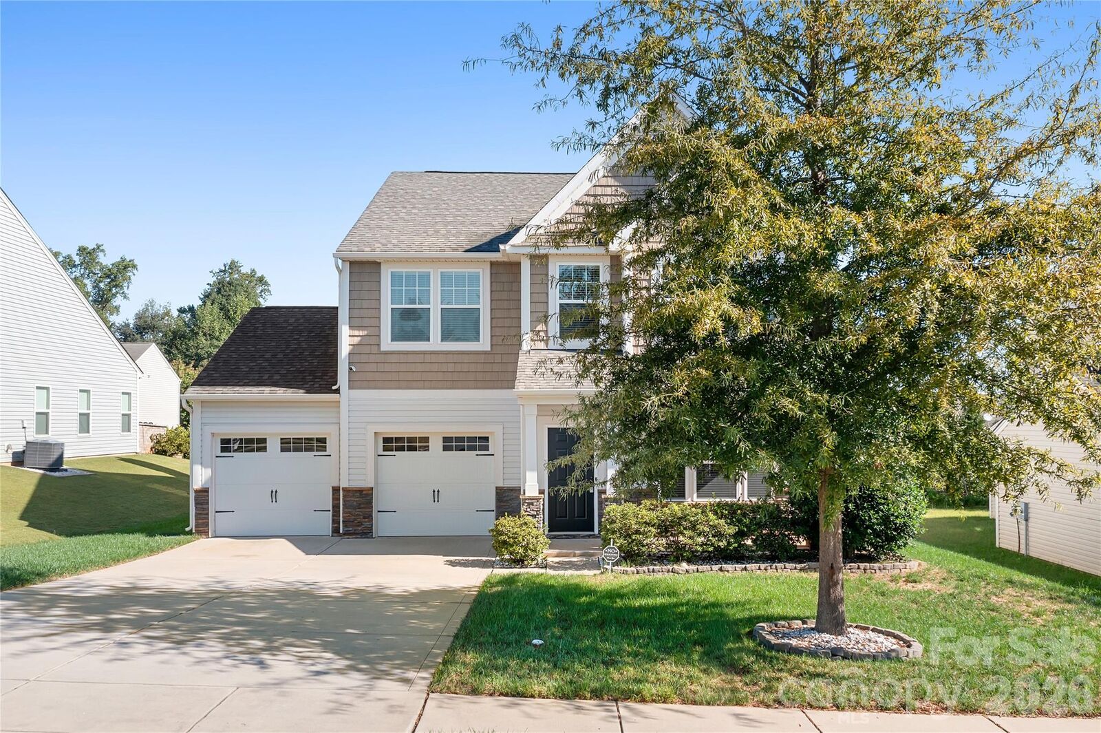 Property Photo: 117 Abel Peterson Drive NC 28120