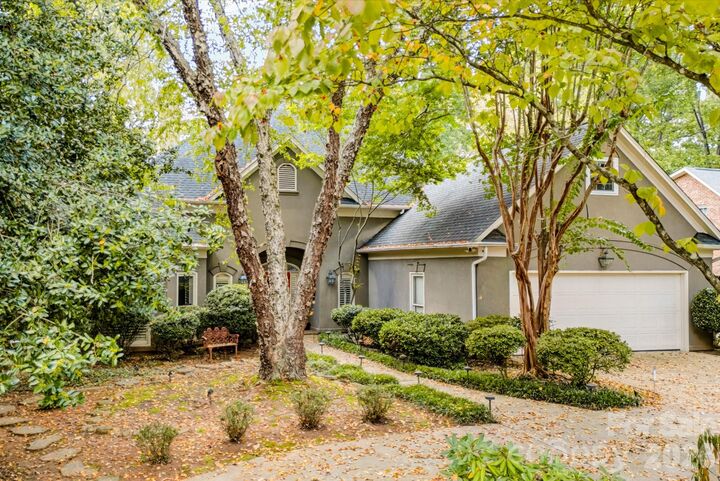 Property Photo:  7201 Charter Brook Drive  NC 28270 