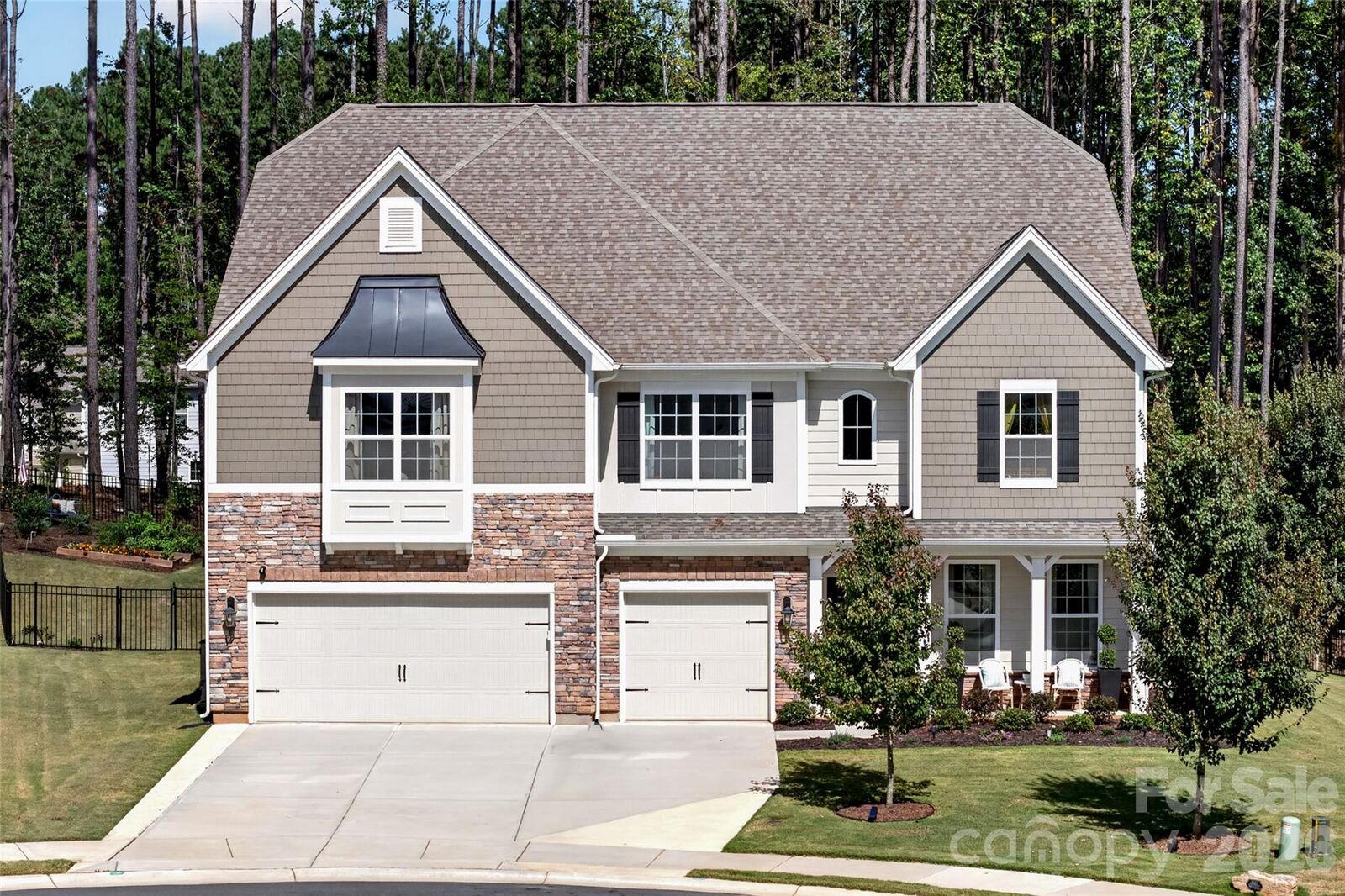 Property Photo:  113 Vaughn Court  NC 28166 