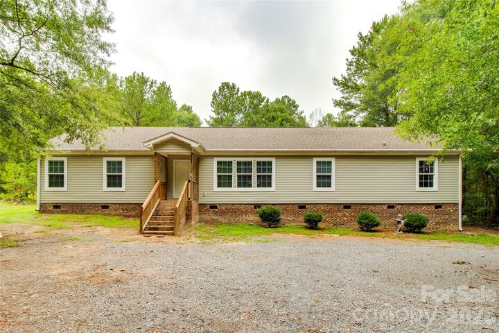 Property Photo:  635 Monticello Road  SC 29720 
