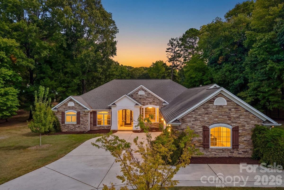 Property Photo:  5329 Kuykendall Road  NC 28270 
