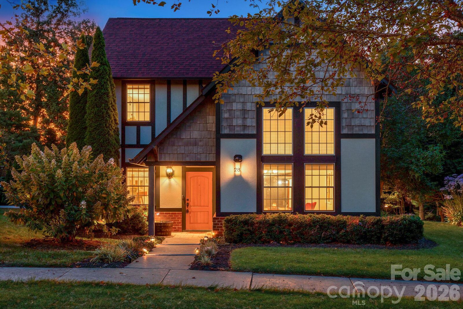 Property Photo: 28 Trafalgar Circle NC 28805