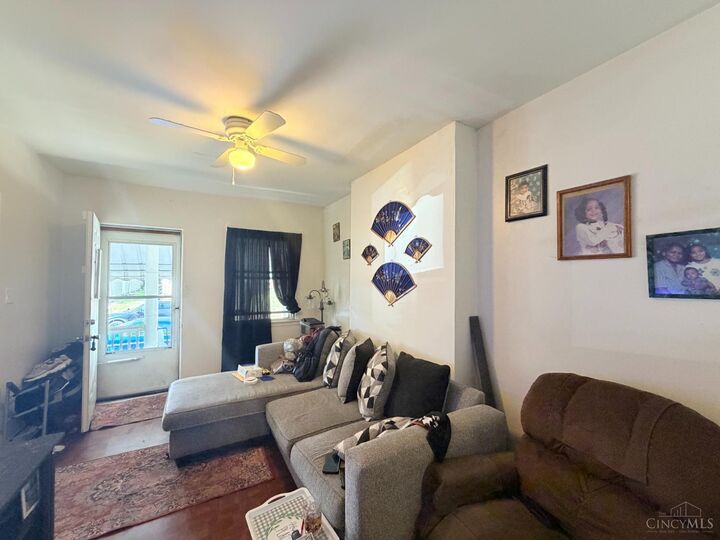 Property Photo: 5110 Rolston Avenue OH 45212