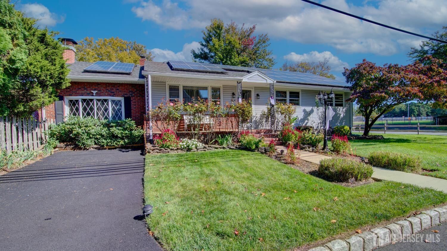Property Photo:  1 Jackson Avenue  NJ 08859 