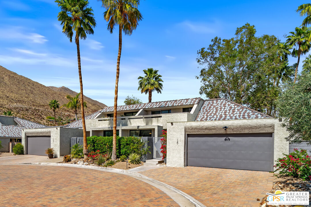 Property Photo:  120 E Perlita Cir  CA 92264 