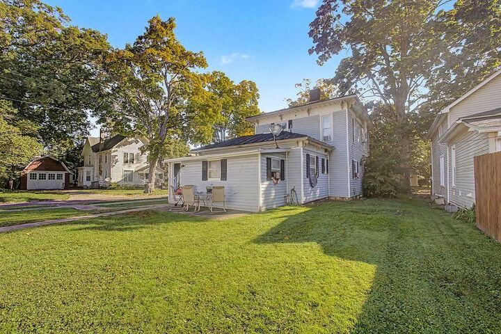 Property Photo: 213 N Division Street OH 43050