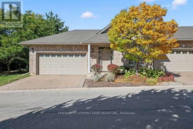 Property Photo: 1574 Richmond Street 28 ON N6G 5H7