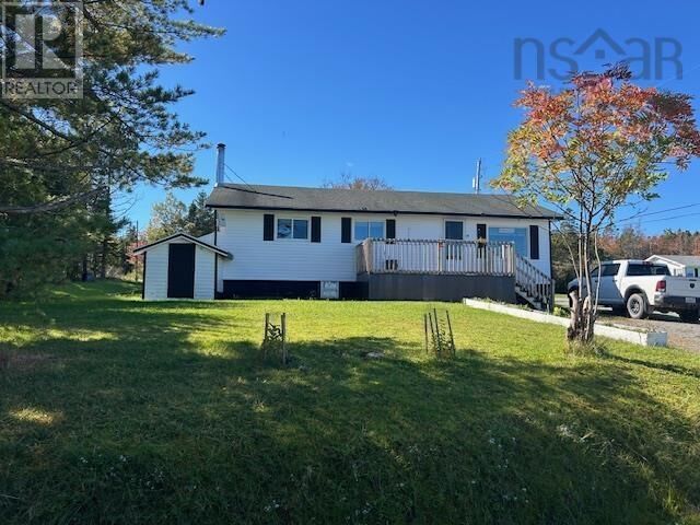 Property Photo:  29 Lakeview Drive  NS B0E 3B0 