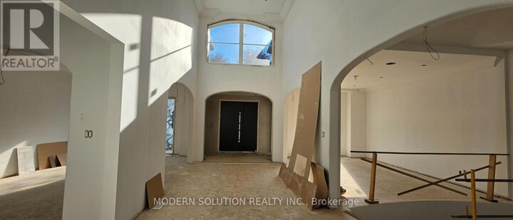 Property Photo: 1623 Magenta Court ON L5G 3A6