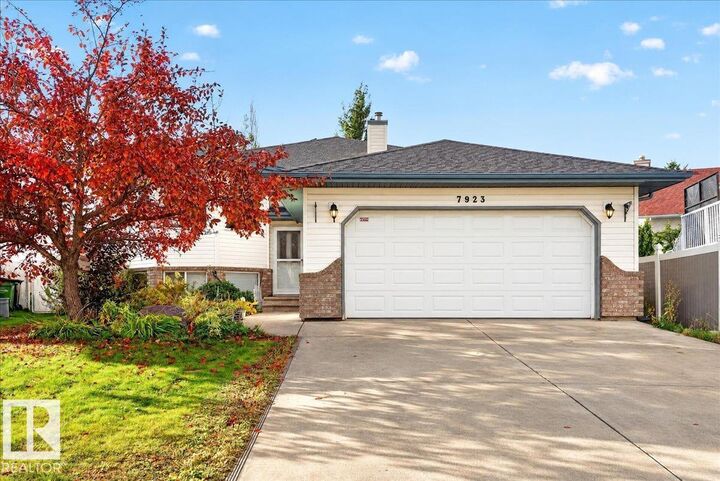Property Photo: 7923 161 Av NW AB T5Z 3E9
