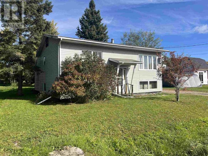 Property Photo:  14 Hoatson St  ON P0R 1C0 