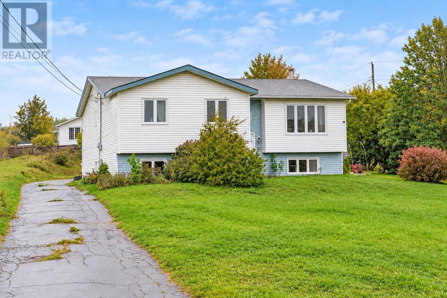 Property Photo:  11 North Side Road  NL A0A 3V0 
