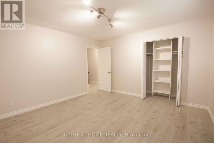 Property Photo:  333 Rexford Drive  ON L8W 1W2 