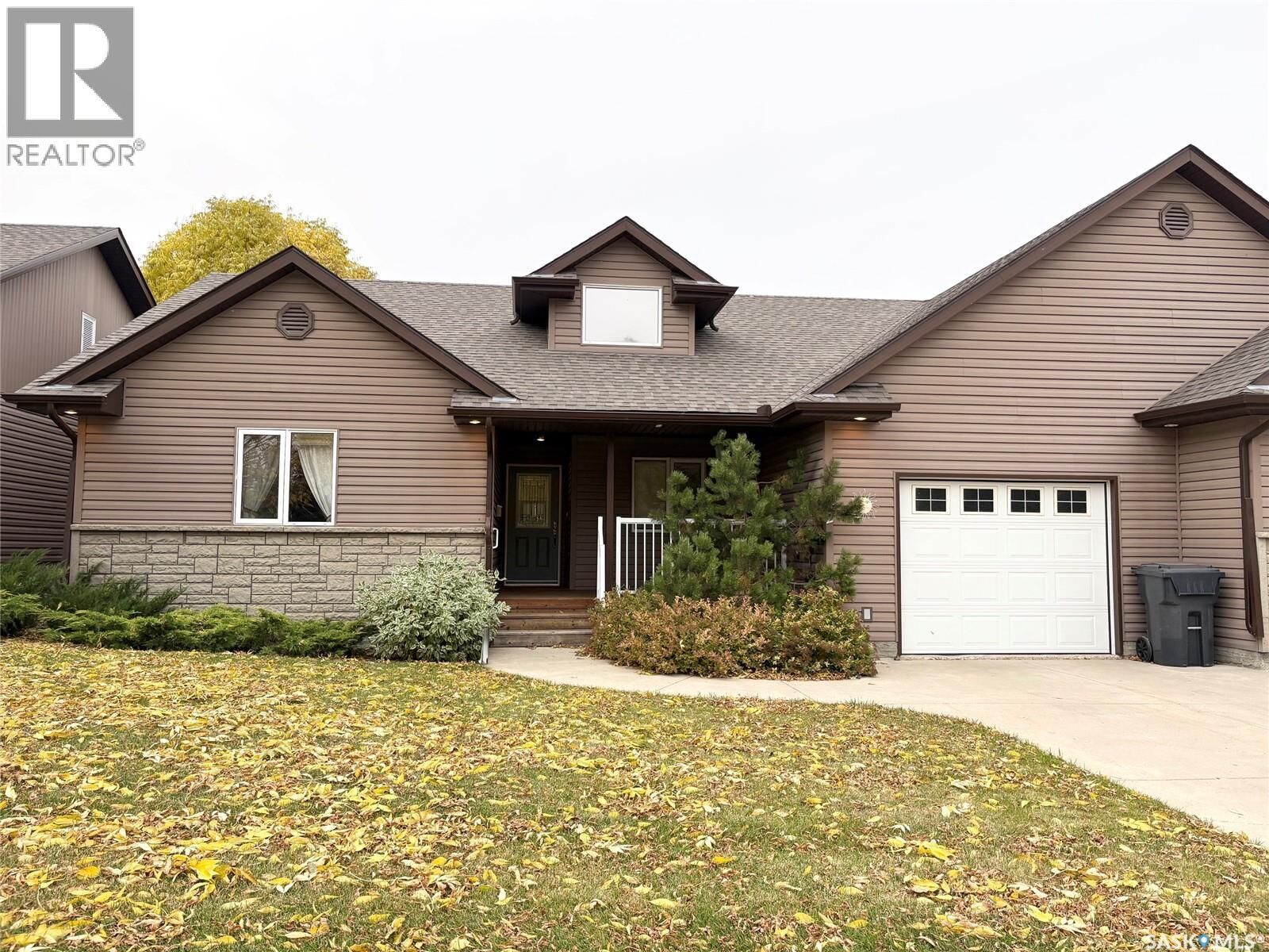 Property Photo: 142 Manitoba Avenue SK S3N 3G8