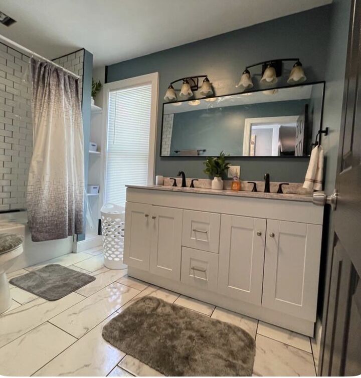 Property Photo: 252 W 21st Street PA 16502