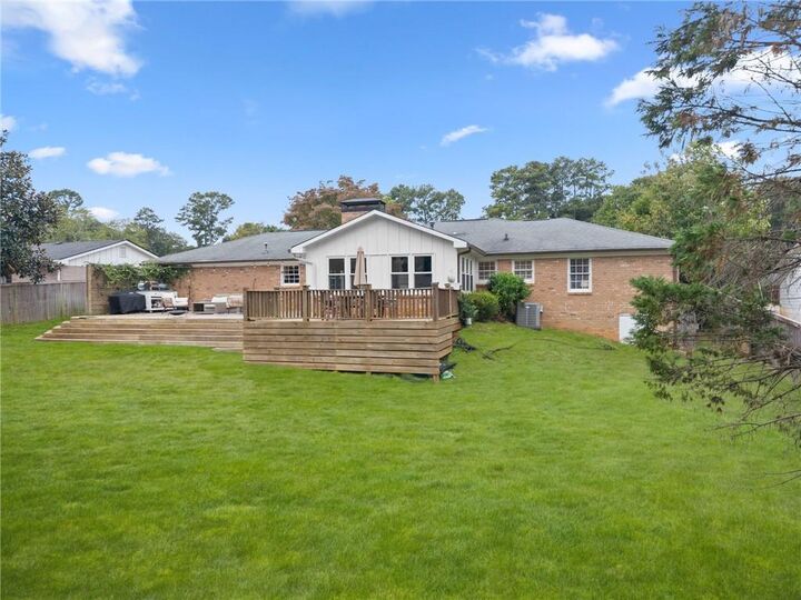 Property Photo:  1095 Tuxedo Drive  GA 30075 