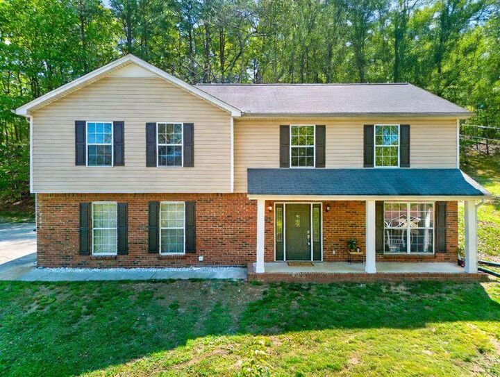 Property Photo: 8706 Wooded Vale Court TN 37341