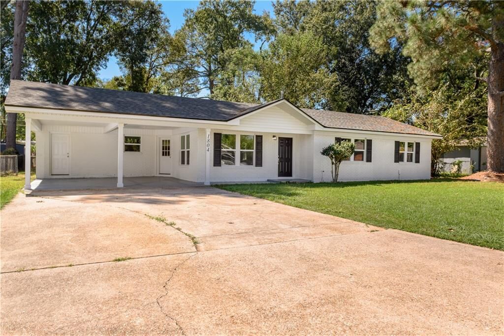 Property Photo: 1804 Magnolia Drive LA 71301