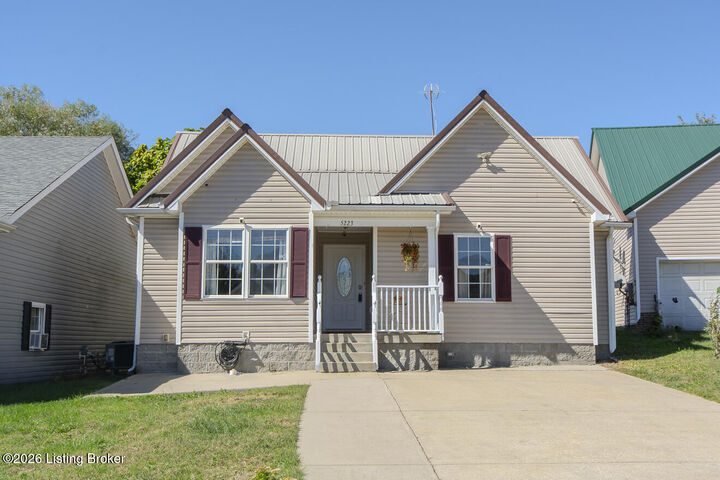 Property Photo: 5223 Cyprus Ct KY 40065