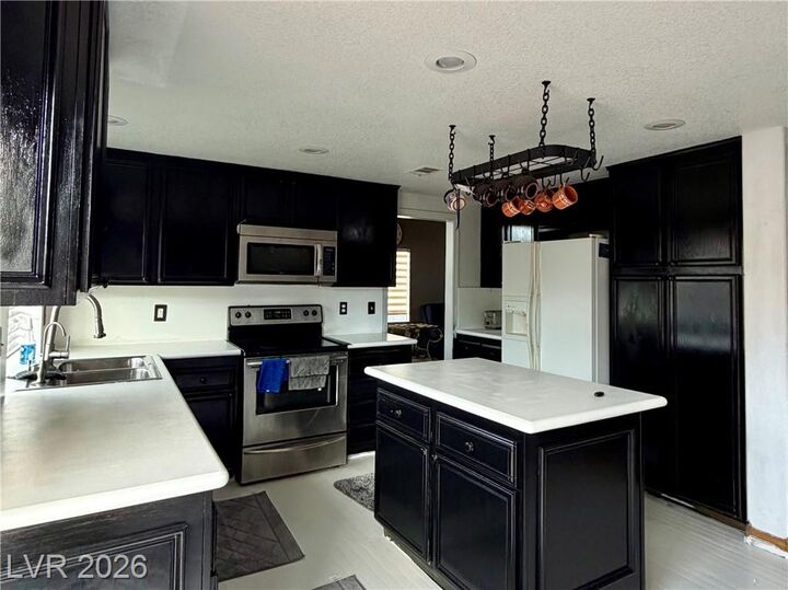Property Photo:  6380 Cantelope Court  NV 89142 