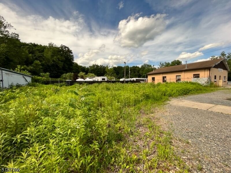 Property Photo:  617 Water St  NJ 07823 