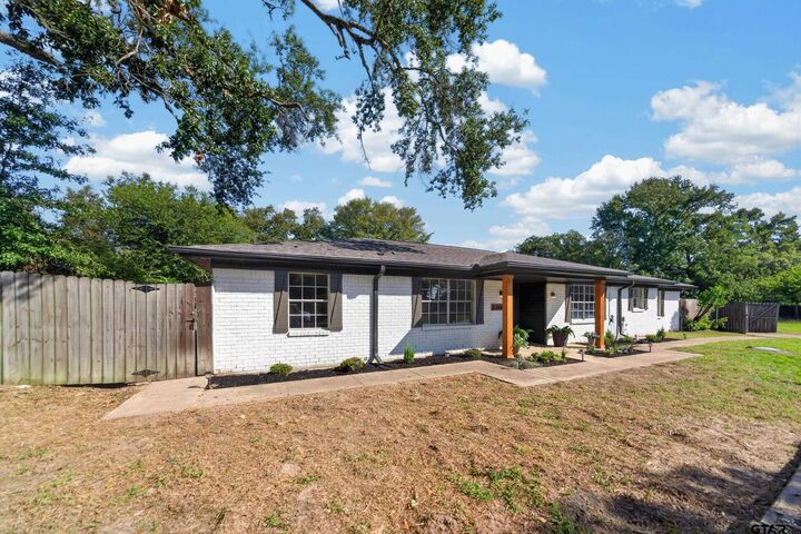 Property Photo:  13618 -Indian Dr  TX 75709 