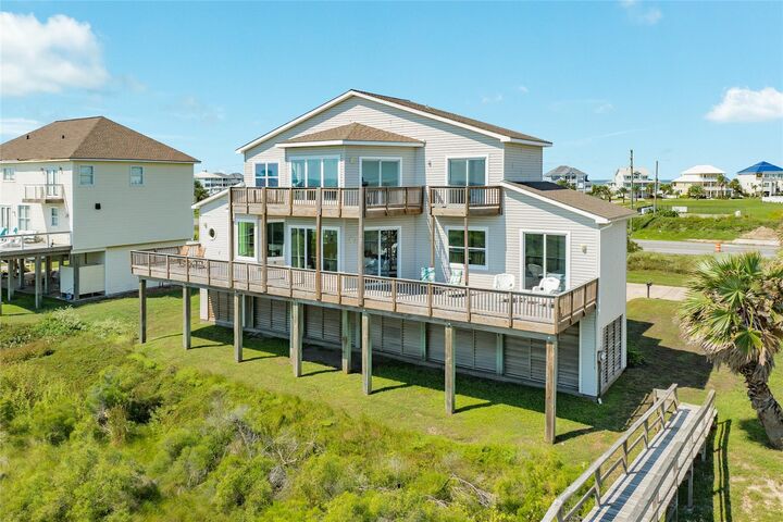 Property Photo: 20911 W Sand Hill Drive TX 77554