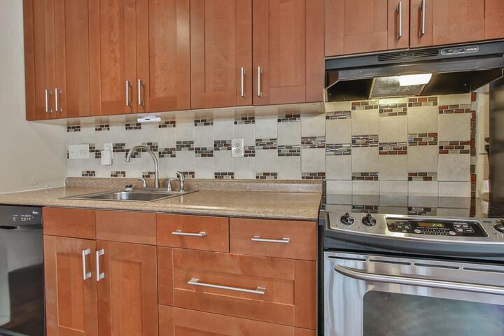Property Photo:  5402 Imogene Street  TX 77096 