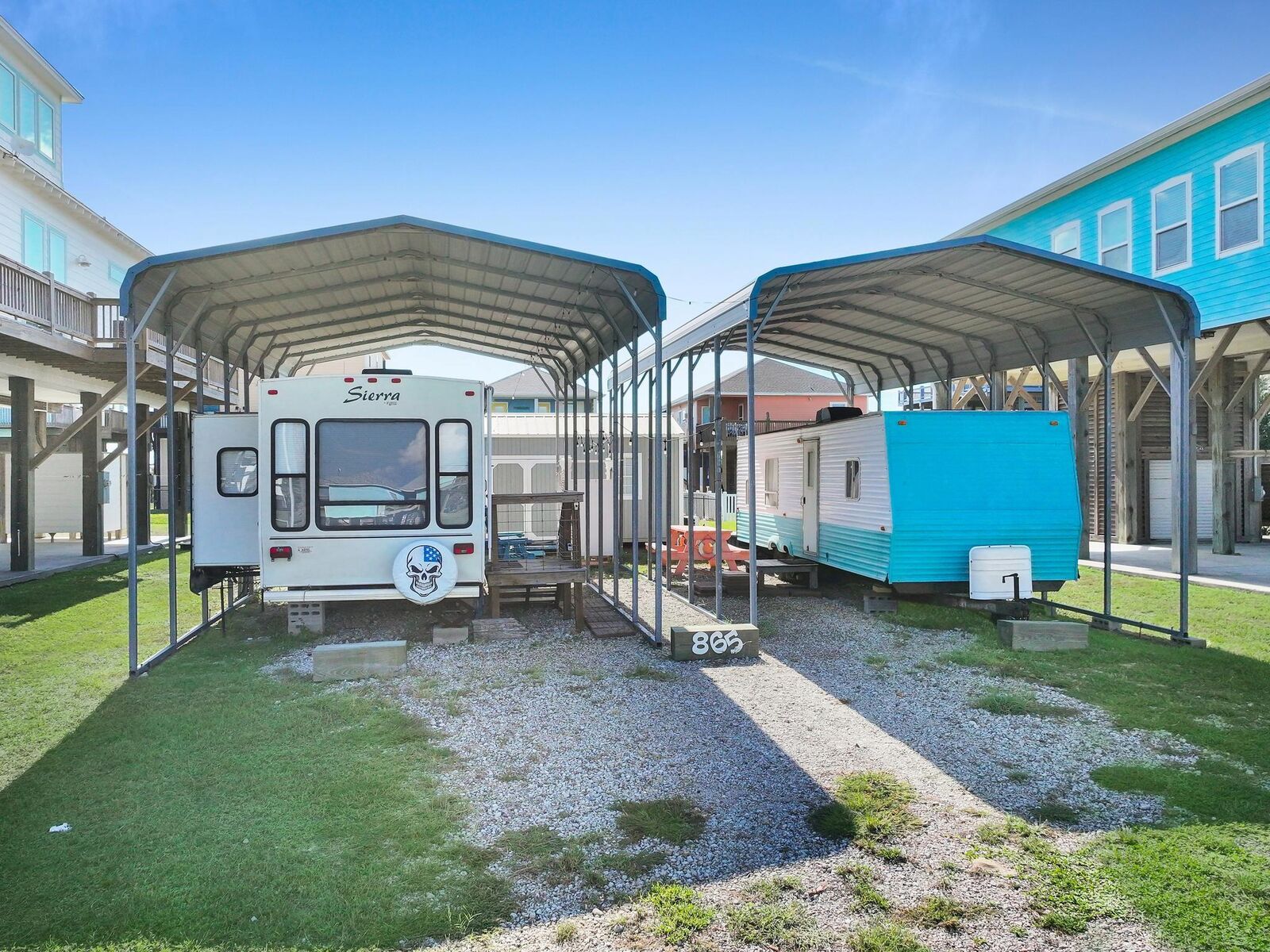 Property Photo:  865 Sea Spray Drive  TX 77650 