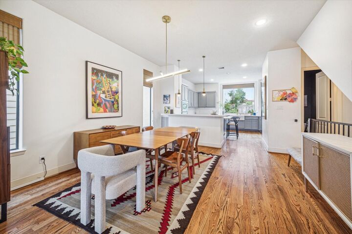 Property Photo:  4322 Blossom Street  TX 77007 