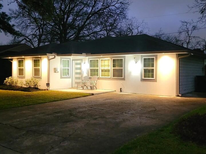 Property Photo: 3630 Luca Street TX 77021