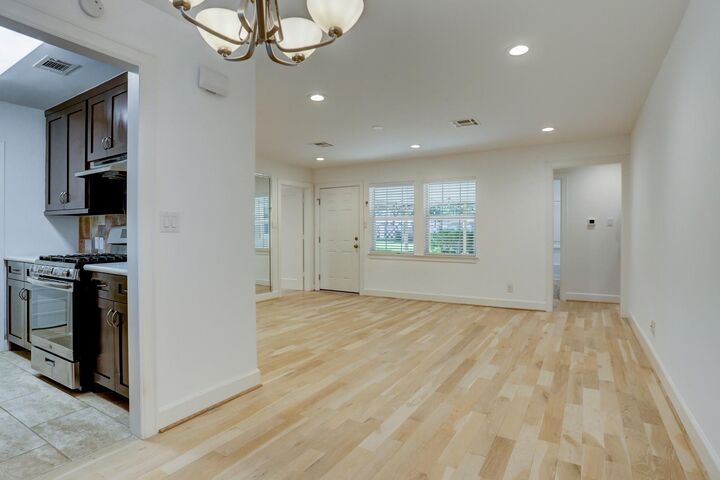 Property Photo:  4419 Cynthia  TX 77401 
