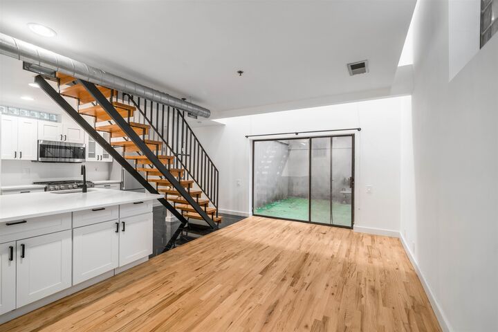 Property Photo: 830 Hudson St 7 NJ 07030