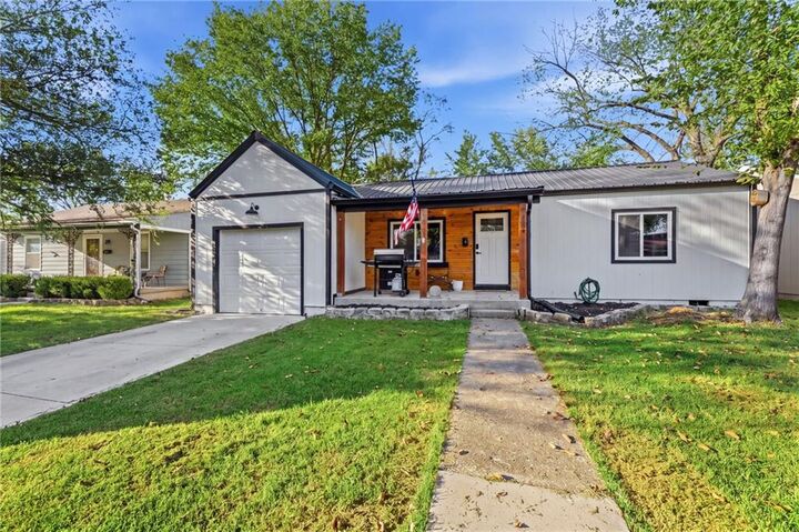 Property Photo:  1734 Main Street  KS 66064 