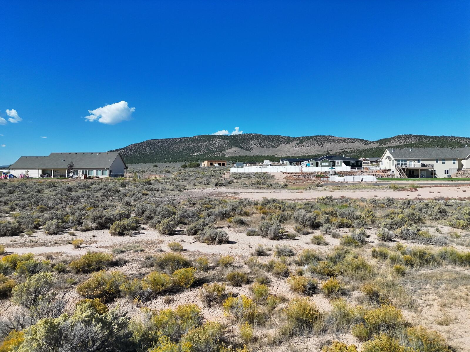 Property Photo: 1207 N 6775 W UT 84721