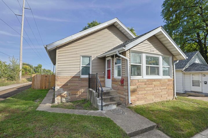 Property Photo: 502 S 28th Street IN 46615