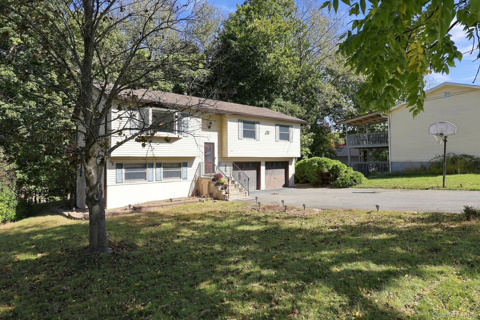 Property Photo:  10 Van Wagner Road  NY 12528 