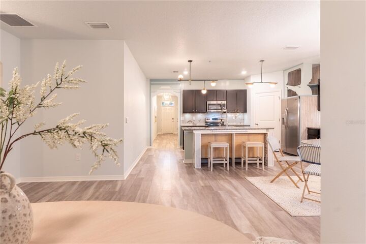 Property Photo:  5949 SW 83rd Terrace  FL 32608 