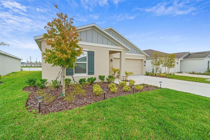 Property Photo: 1278 Belle Isle Lane FL 32124