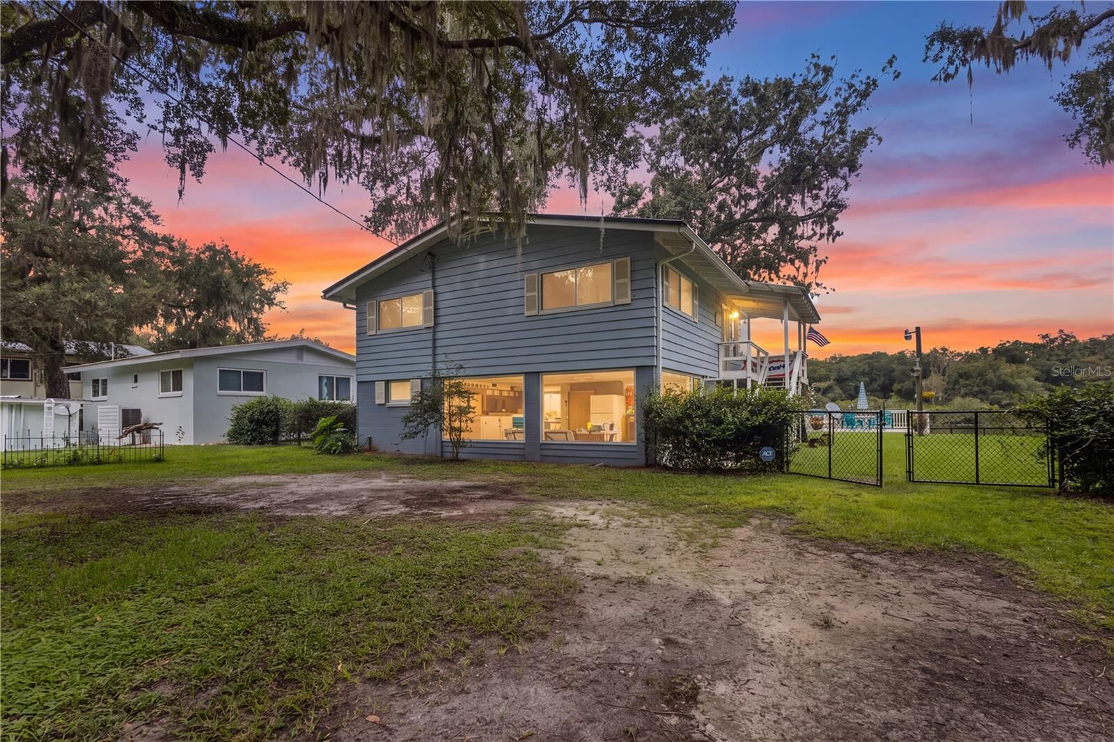 Property Photo: 473 SE 964 Street FL 32680