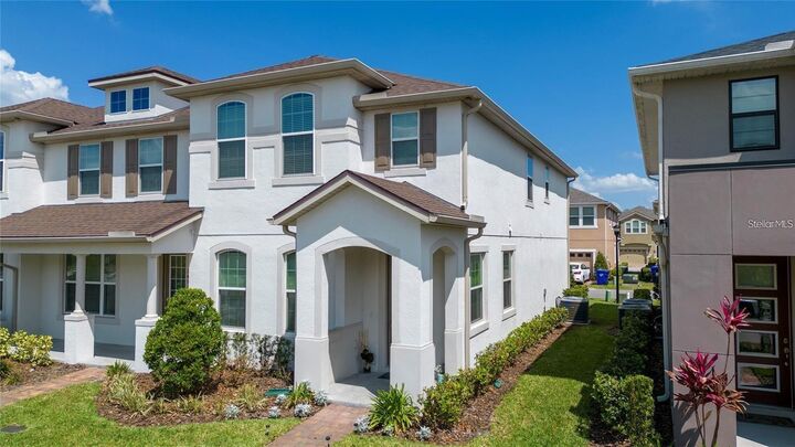 Property Photo:  2449 Varenna Loop  FL 34741 