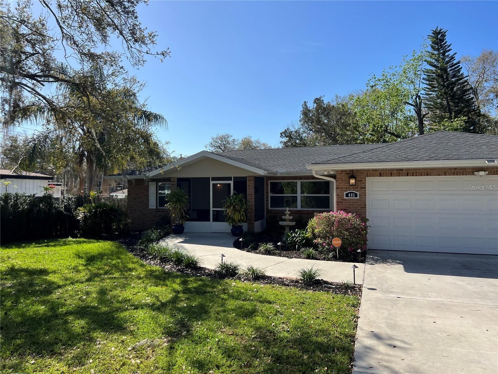 Property Photo:  403 Virginia Street  FL 34715 